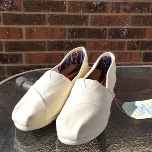 Toms Natural Canvas Classic Slip-on Size 7 New